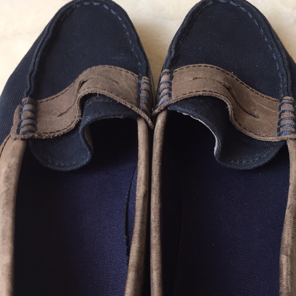 Cole Haan blue brown loafers. Size 7. - Picture 8 of 8